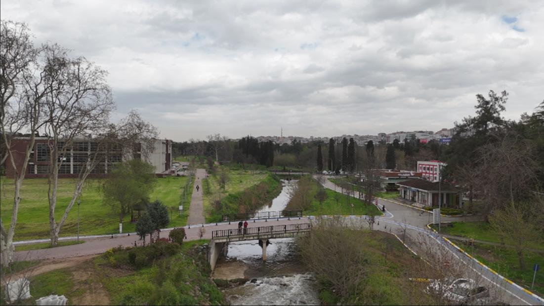 Monitoraggio post-alluvione e valutazione del rischio locale dei livelli delle acque,
dei corsi d’acqua mediante osservazione Monitoraggio post-alluvione e valutazione del rischio locale dei livelli delle acque, dei corsi d'acqua mediante osservazione